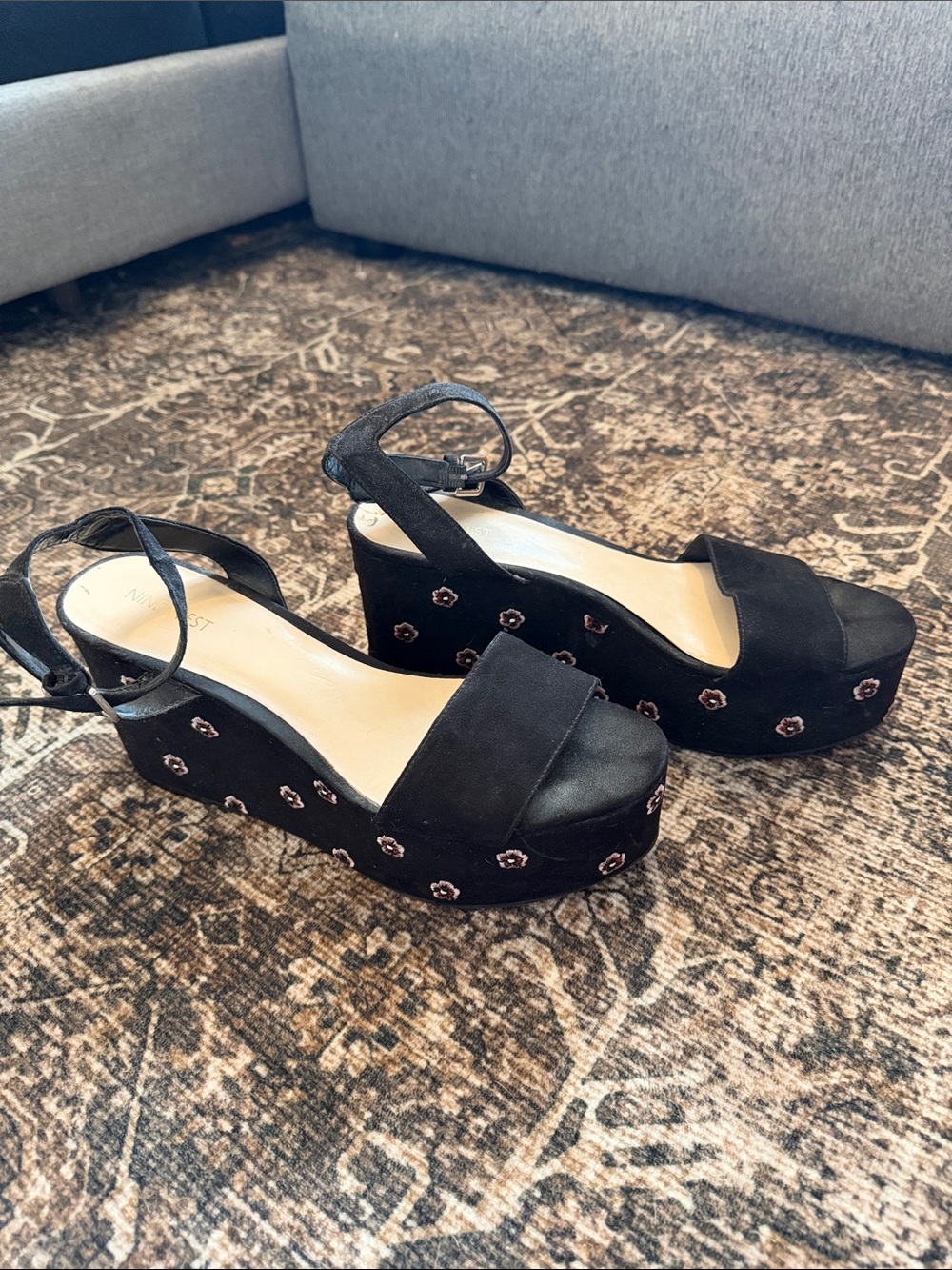 Nine West Black Platform Wedge Sandals with Flower Studs